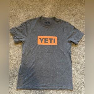 YETI Gray T-Shirt Medium with Orange Coral Logo